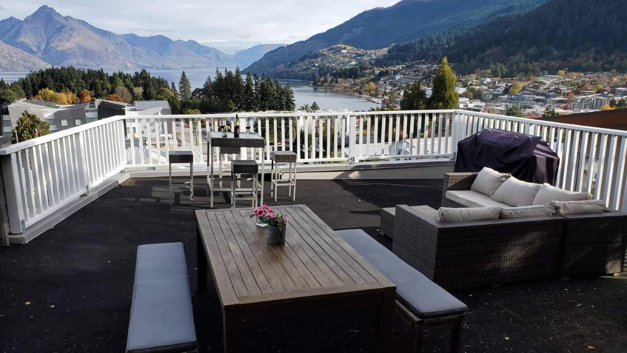 Central Lakeview Apartment With Amazing Rooftop 镇上湖景三室套房 Queenstown Exteriör bild