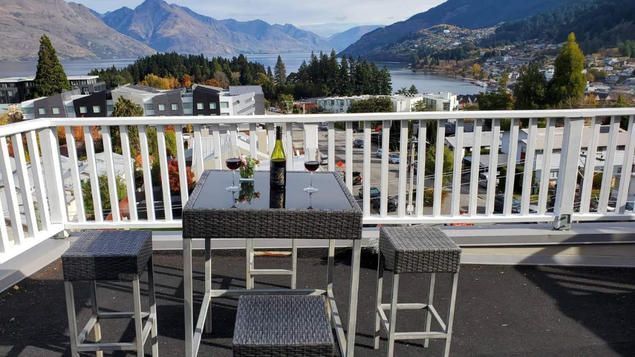 Central Lakeview Apartment With Amazing Rooftop 镇上湖景三室套房 Queenstown Exteriör bild