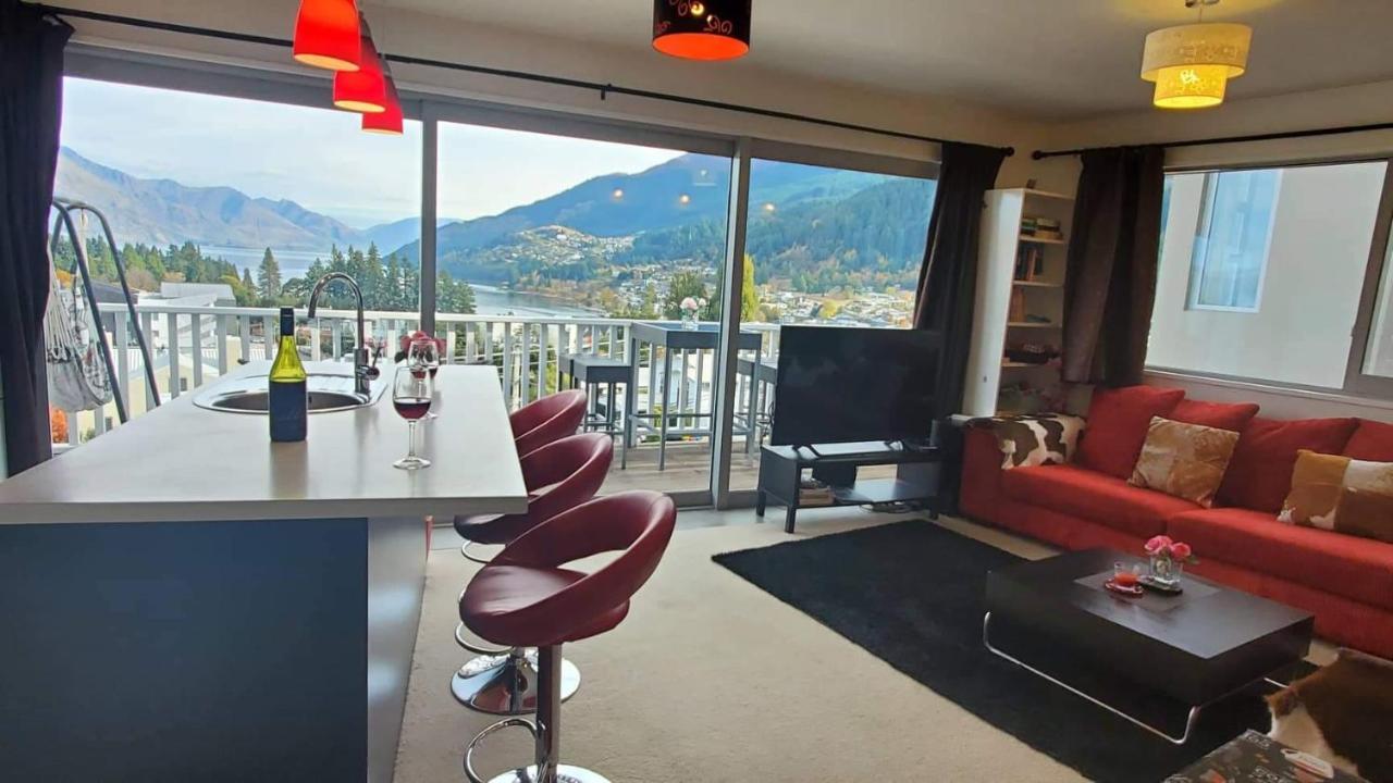 Central Lakeview Apartment With Amazing Rooftop 镇上湖景三室套房 Queenstown Exteriör bild