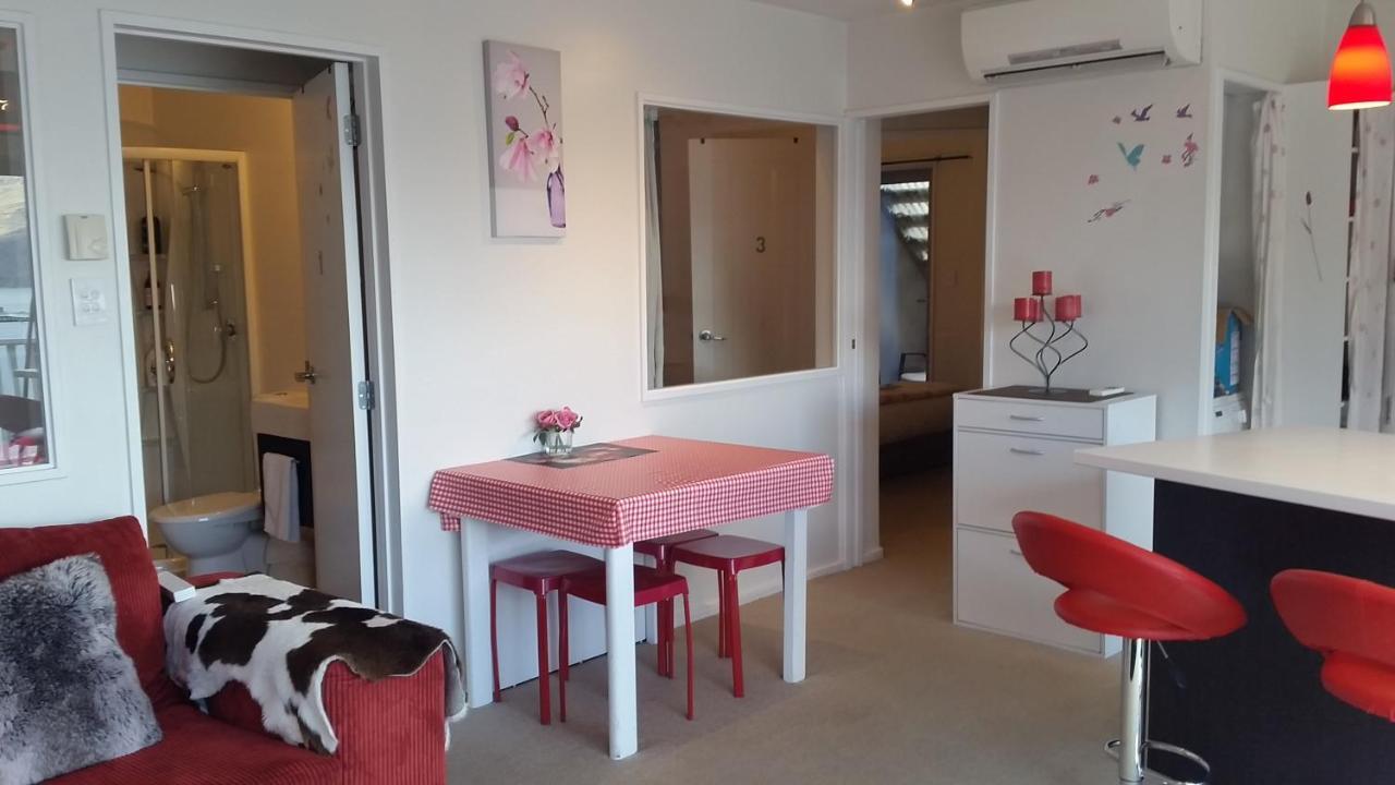 Central Lakeview Apartment With Amazing Rooftop 镇上湖景三室套房 Queenstown Exteriör bild
